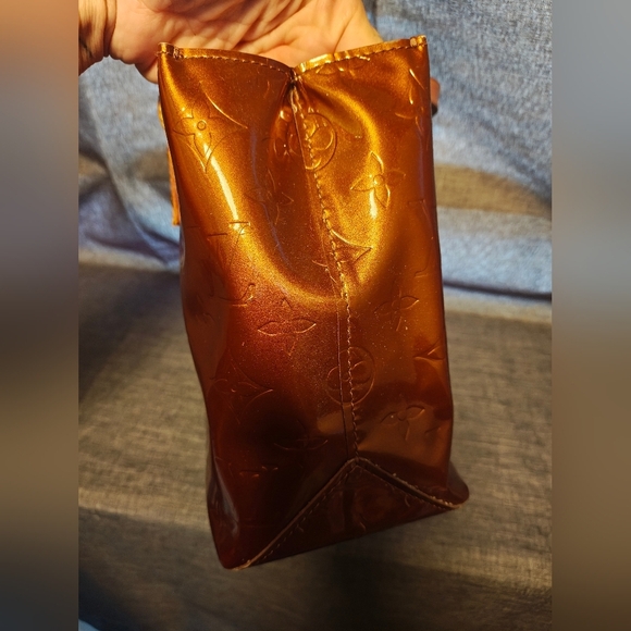 Louis Vuitton Bronze Vernis Monogram Reade PM - Picture 7 of 15